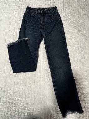 A&F Simone High Rise Ankle Straight